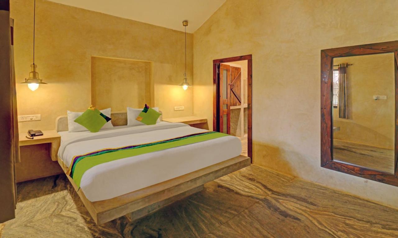 Treebo Morjim Banyan Resort Eksteriør bilde
