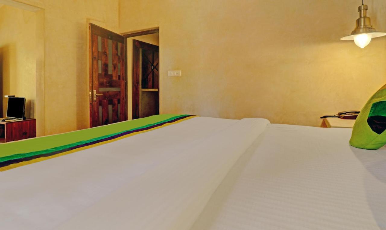 Treebo Morjim Banyan Resort Eksteriør bilde