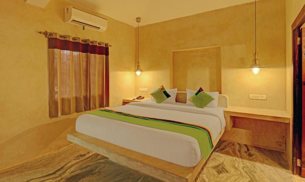 Treebo Morjim Banyan Resort Eksteriør bilde